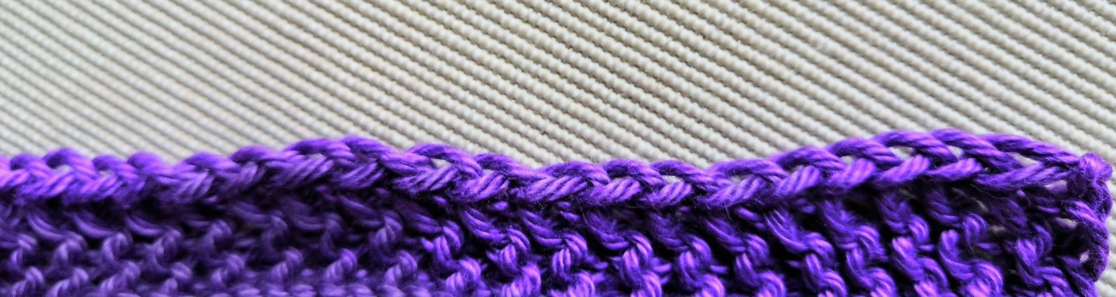 Blog-Inhaltsbild für 'Knitting pattern "Coaster with heart"'